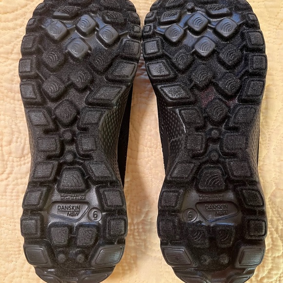 Danskin Now Women's Memory Foam  Slip-on Athletic Shoe - Picture 4 of 5